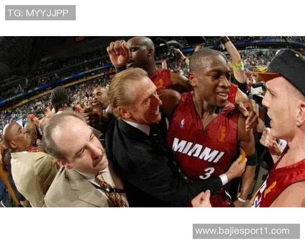 沃尔特弗雷泽谈莱利防守经历揭示他成为优秀教练的原因 沃尔特弗雷泽谈莱利防守经历揭示他成为优秀教练的原因