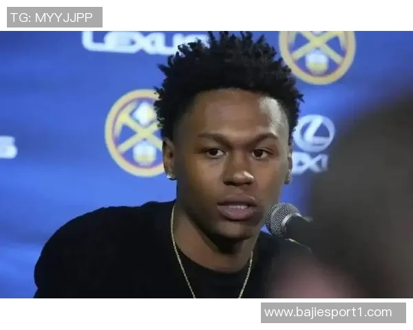 沃特森表现稳定半场7投4中斩获10分三分球精准命中1次