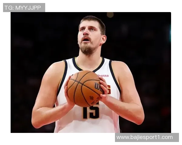 弗拉格激情四溢瞬间爆发隔扣琼斯并向约基奇挥拳庆祝全场沸腾